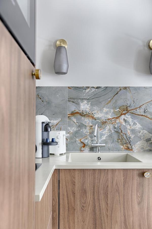 Unique Luxury Parisian Flat 2Br/6P -Champs Elysees Экстерьер фото